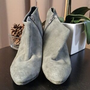 Ecco Women's Suede Ankle Boots in Gray